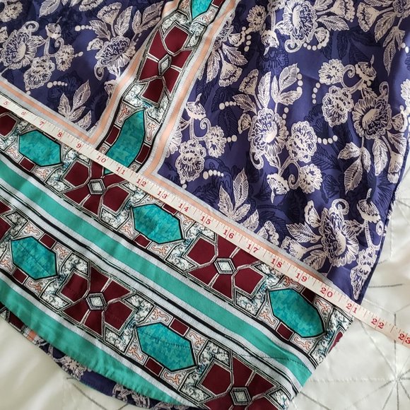 Akemi + Kin Tunic Top - Picture 6 of 7